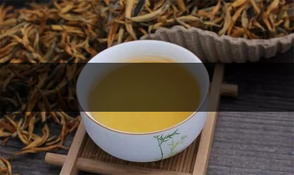 四招（方面）教你學(xué)會辨別茶的新陳！-1