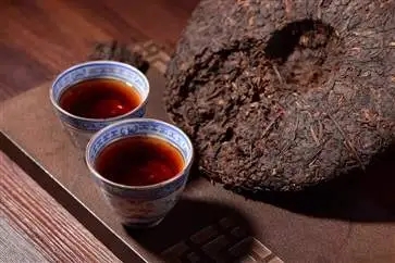 苦、澀味絕不是古樹普洱的霸氣，那也叫懂普洱茶，別逗了！