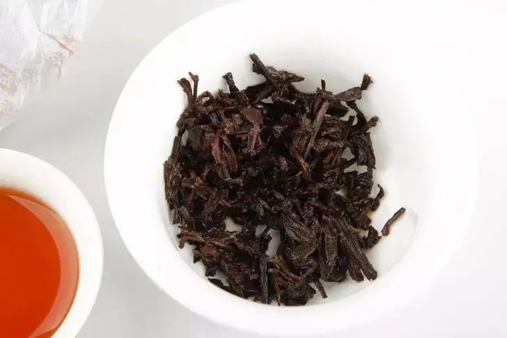 普洱熟茶好壞如何辨別？行家教你3步走！聞茶香、品茶湯、鑒葉底